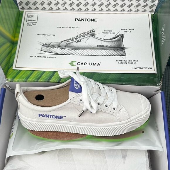 CARIUMA OCA RARE Low Pantone off white canvas very peri sneaker show purple 6.5 - Picture 2 of 7